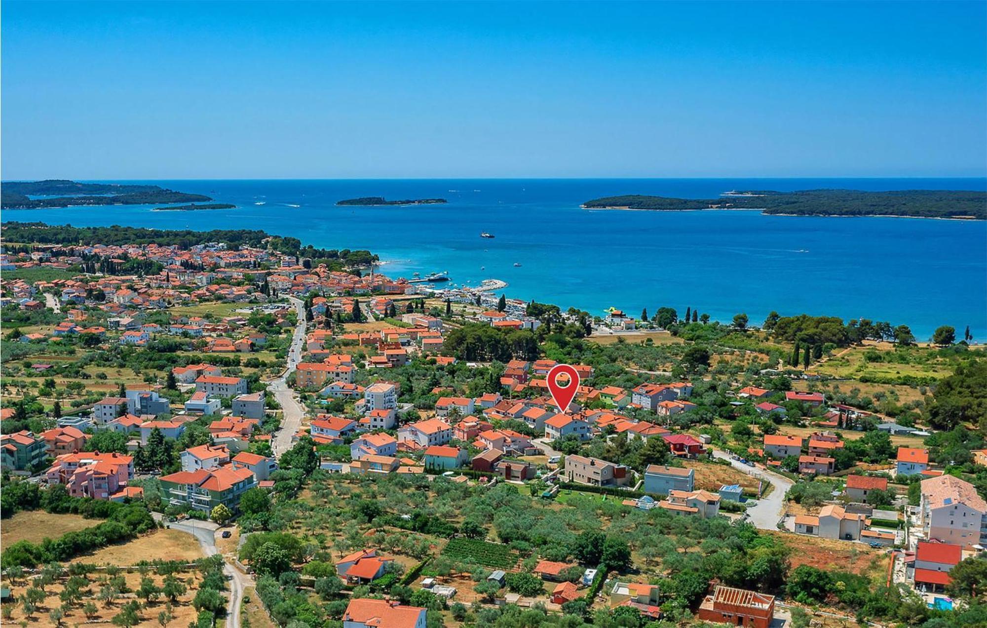 Gorgeous Apartment In Fazana With Wifi Exteriör bild